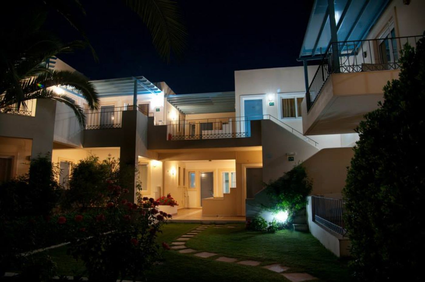 Papadakis-Apartments-General-view-8