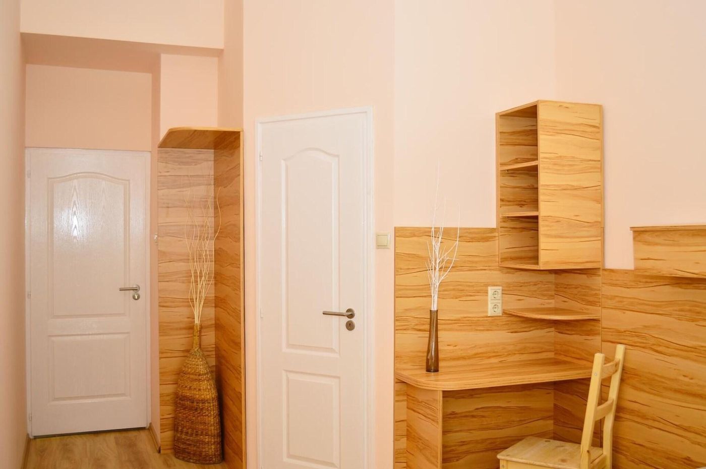 Centrooms-House-Lobby-7