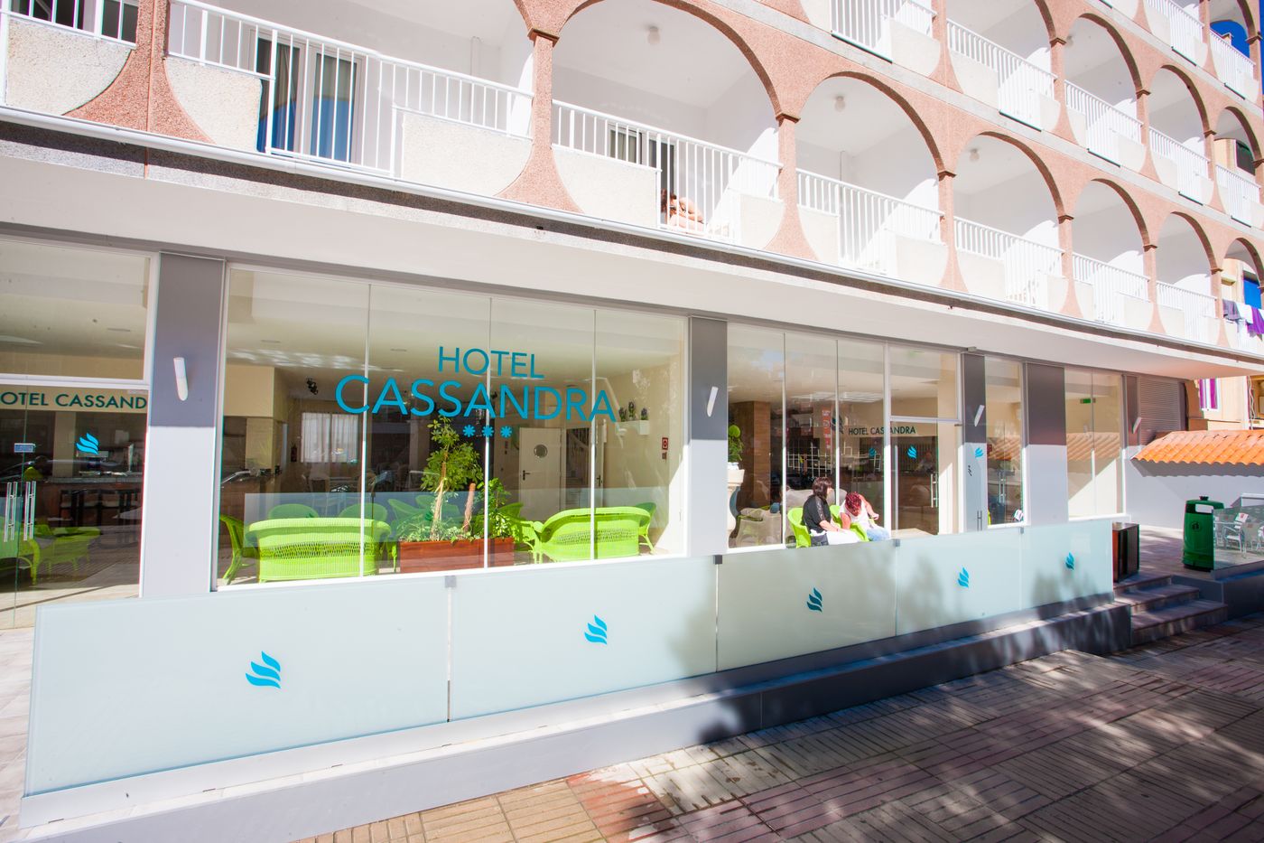 Cassandra Hotel (Ex Santa Monica)