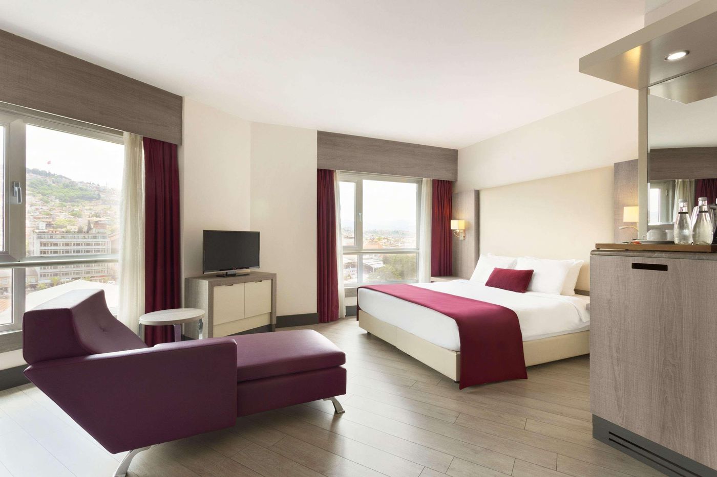 Ramada-Plaza-Izmir-Room-27