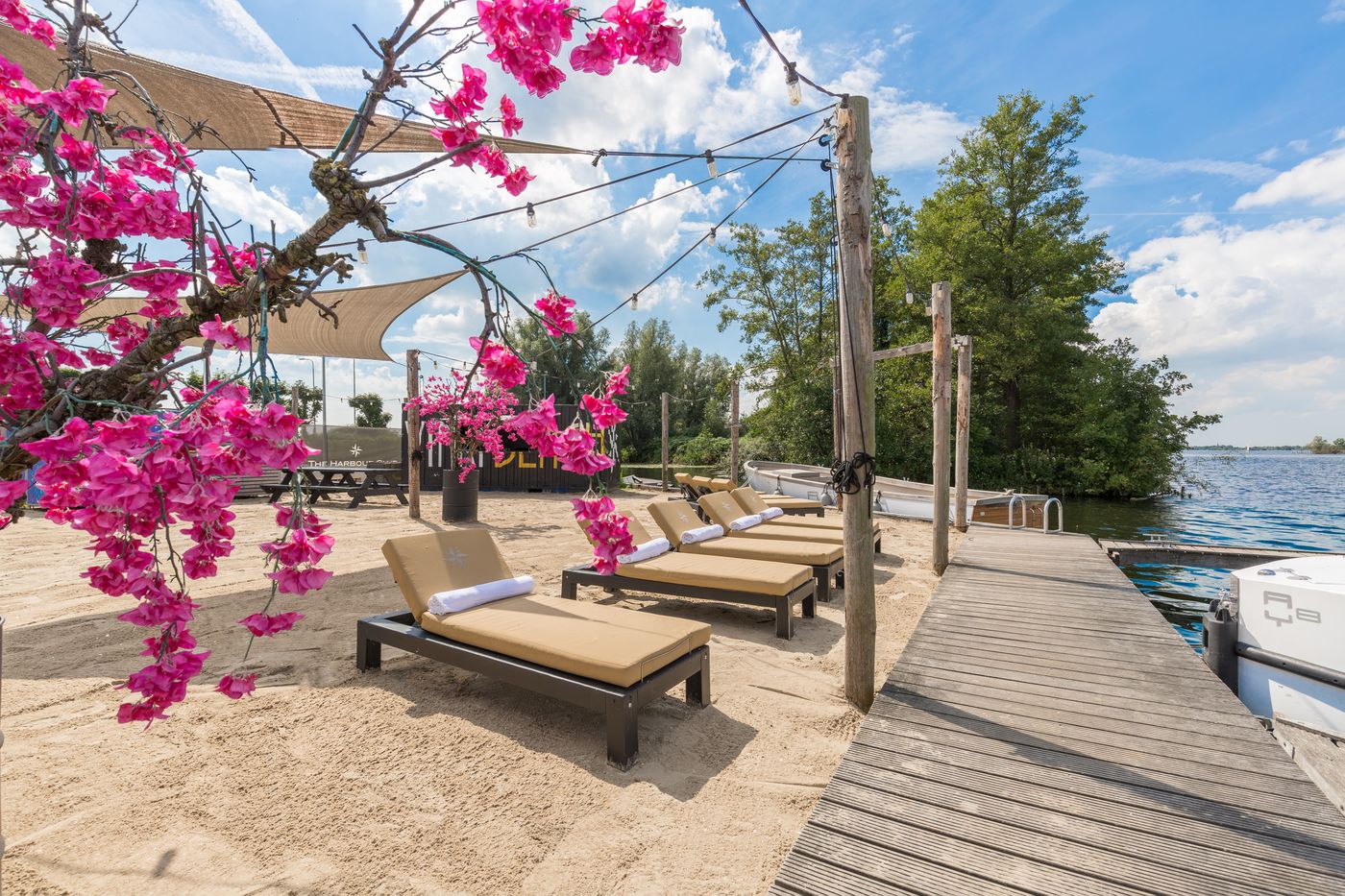 Leonardo-Hotel-Vinkeveen-Amsterdam-Beach-18