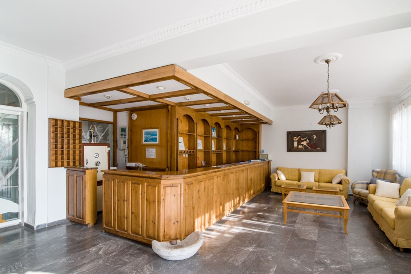 Kamari Blue Boutique Hotel