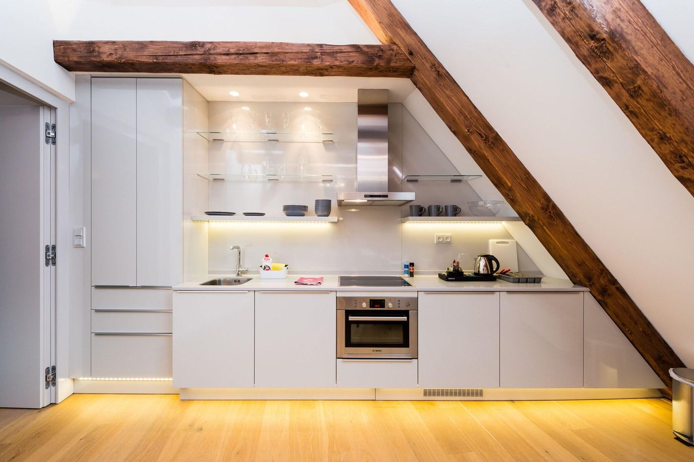 Old-Royal-Post-Hotel-Room-73