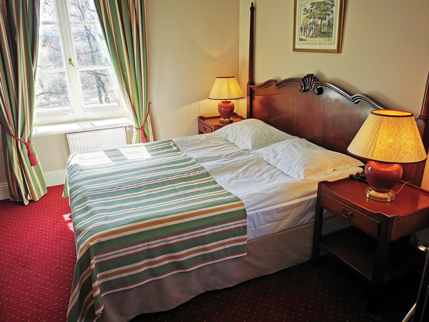 Dwor-Sierakow-Room-8