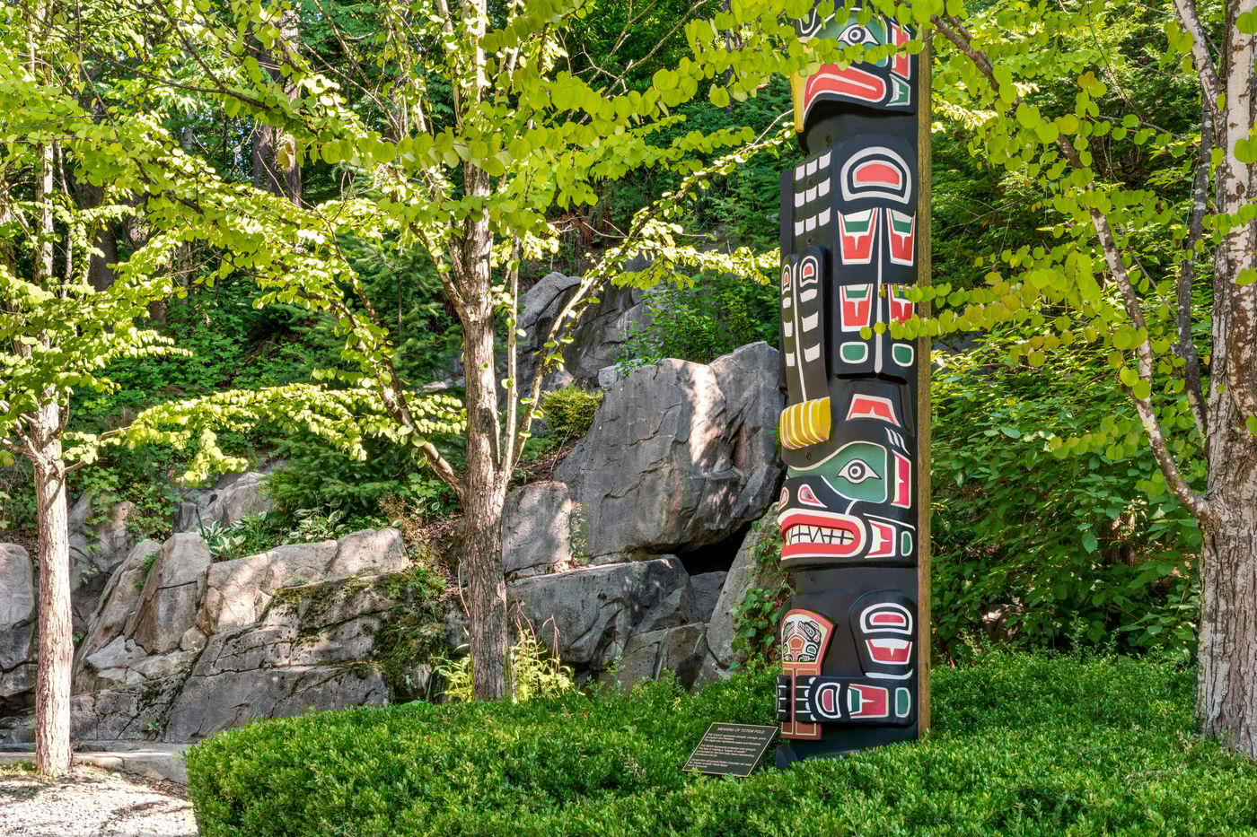 Holiday-Inn---Suites-North-Vancouver-General-view-5