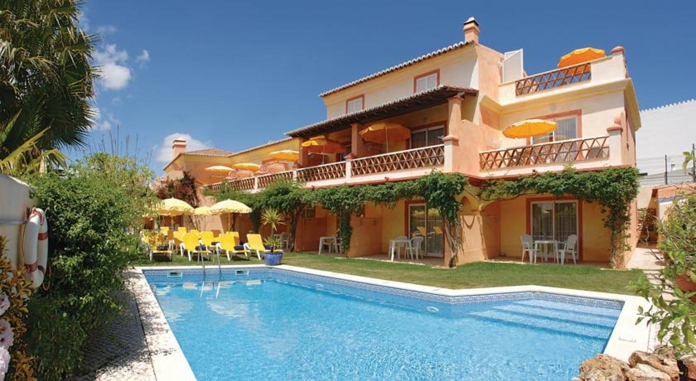 Costa d'Oiro Ambiance Village