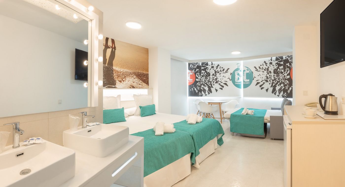 Benidorm-Celebrations-Music-Resort-Room-18