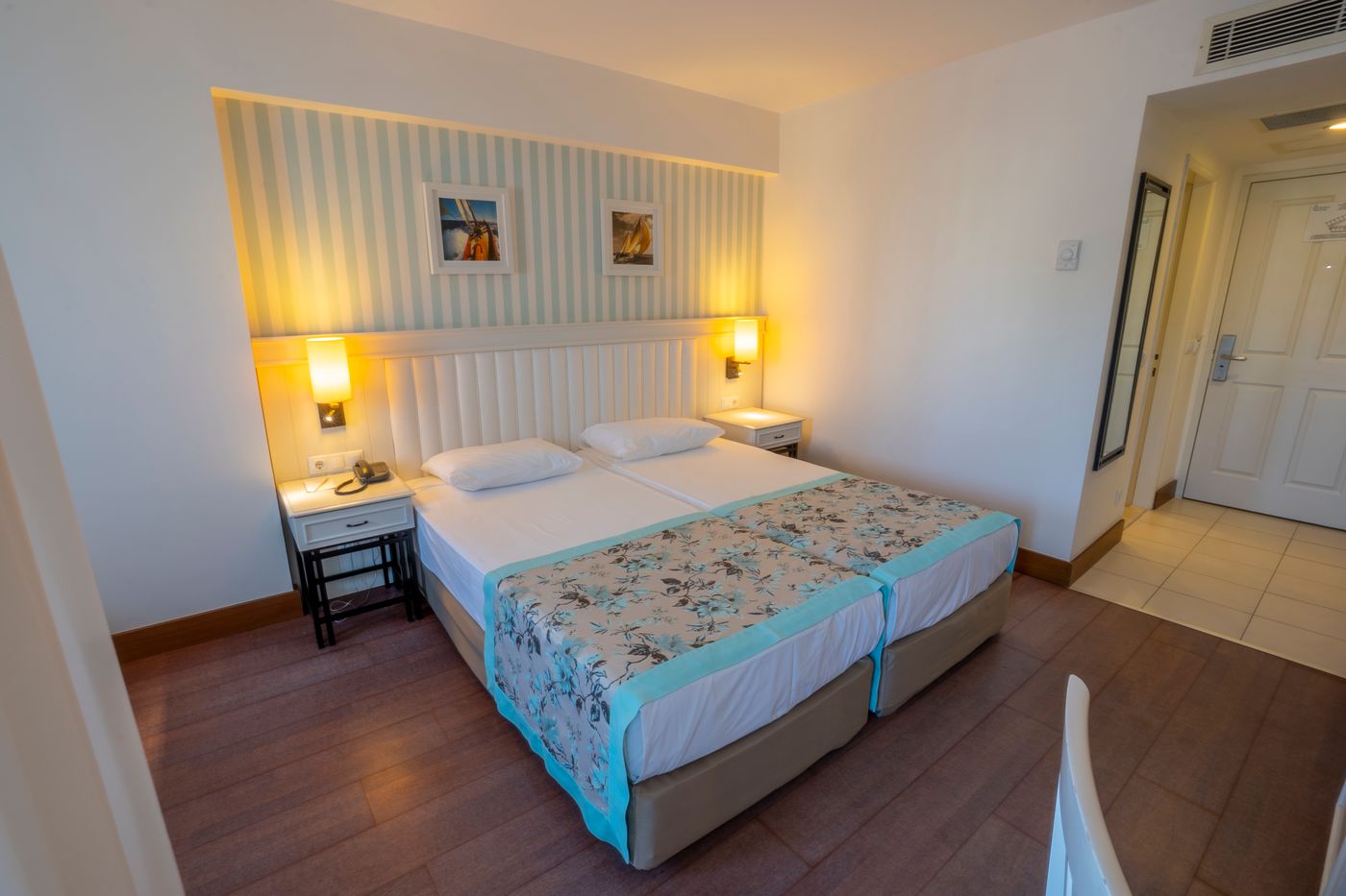 Monachus Hotel & Spa