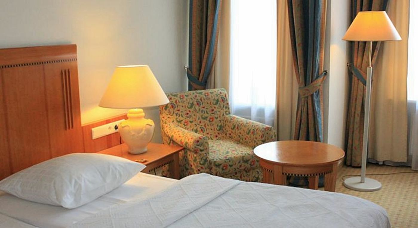 Hotel-Domicil-Berlin-by-Golden-Tulip-General-view-49