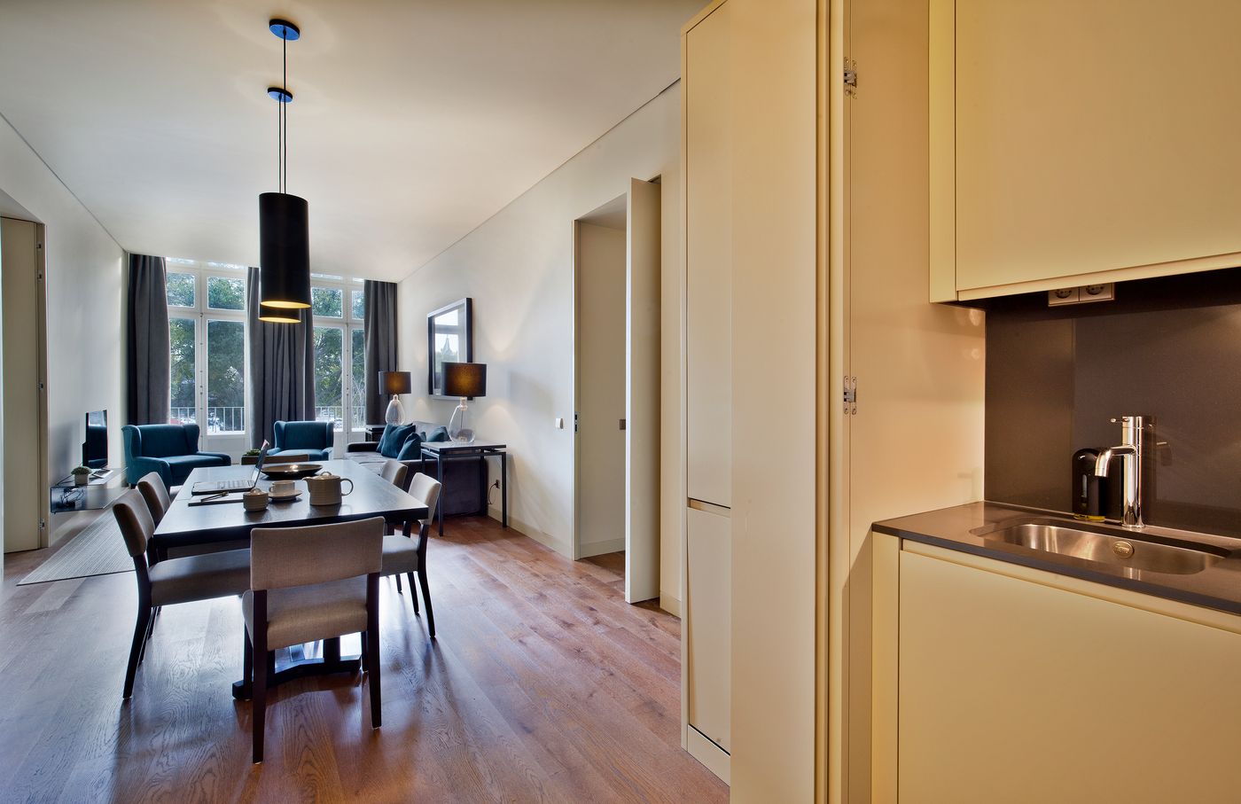 Lisbon-Five-Stars-Apartments-8-Building-Room-3