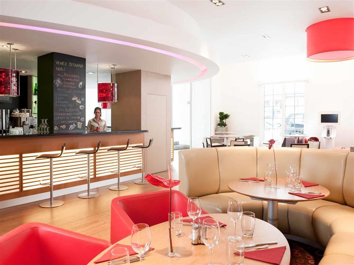 Novotel-Brussels-off-Grand-Place-Bar-17