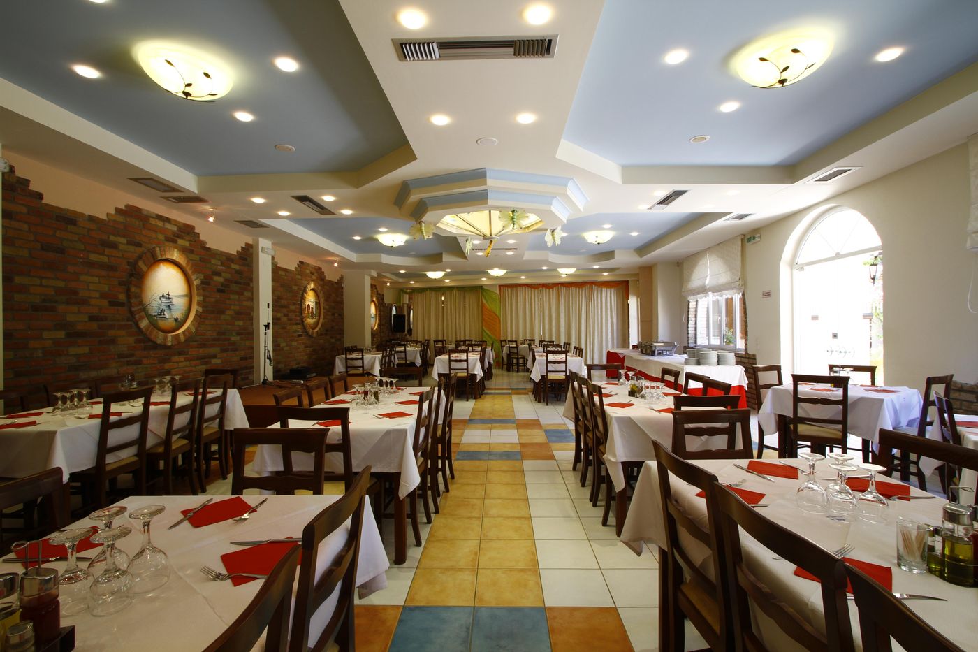 Bintzan-Inn-Restaurant-33