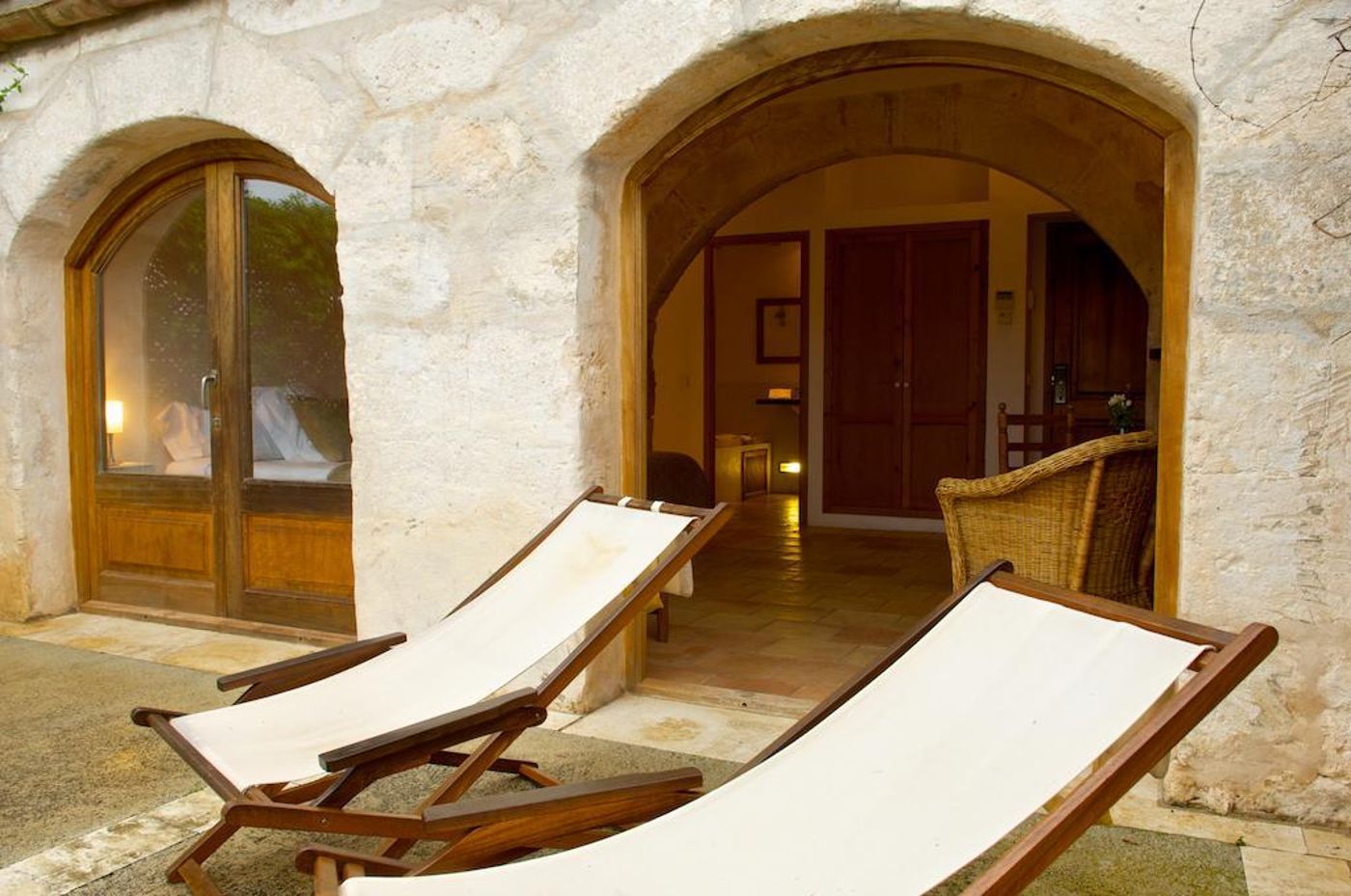 Alcaufar-Vell-Hotel---Restaurant-General-view-15