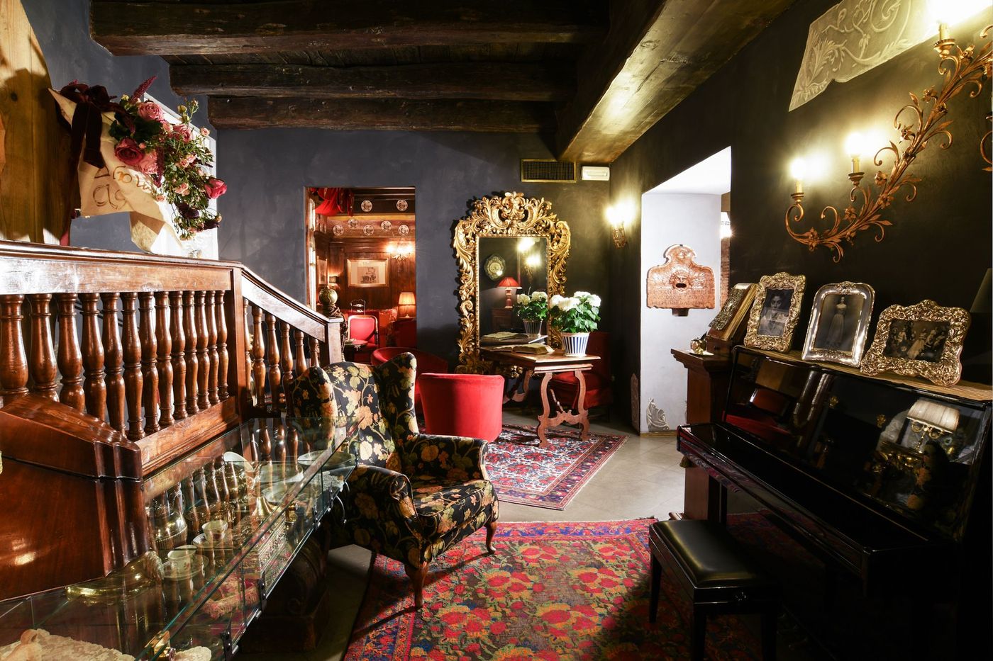 Gabbia D'oro - Italy - VERONA - Lobby - 2