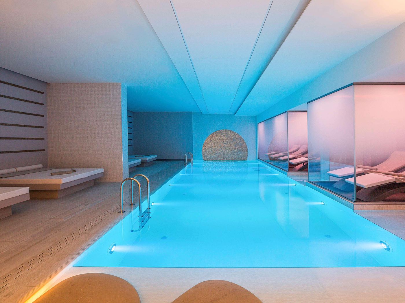 Novotel-Istanbul-Bosphorus-Sports-and-Entertainment-78