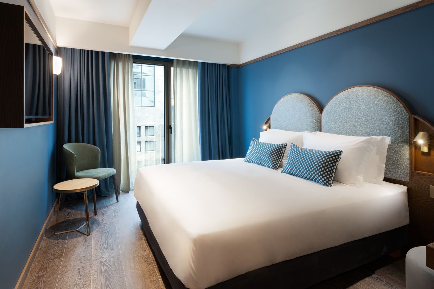 Mitsis N'u Piraeus Port