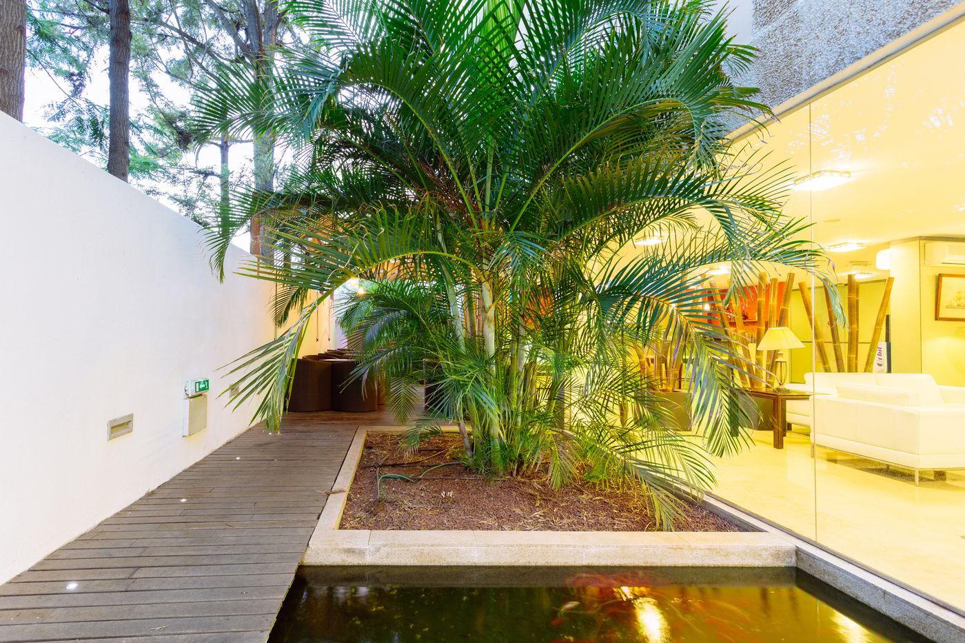 Colon-Rambla-Terrace-58