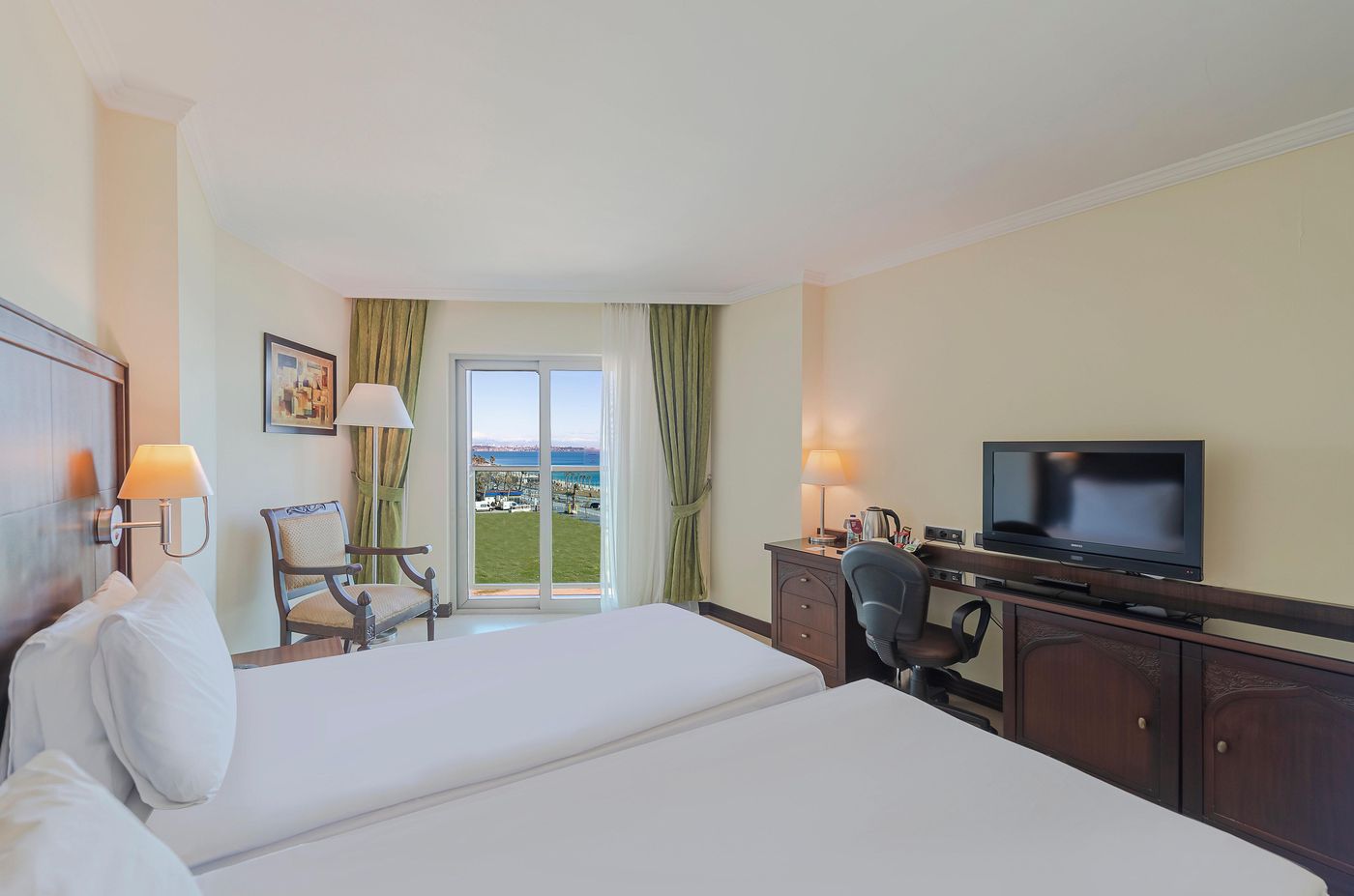 Crowne-Plaza-Antalya-Room-23