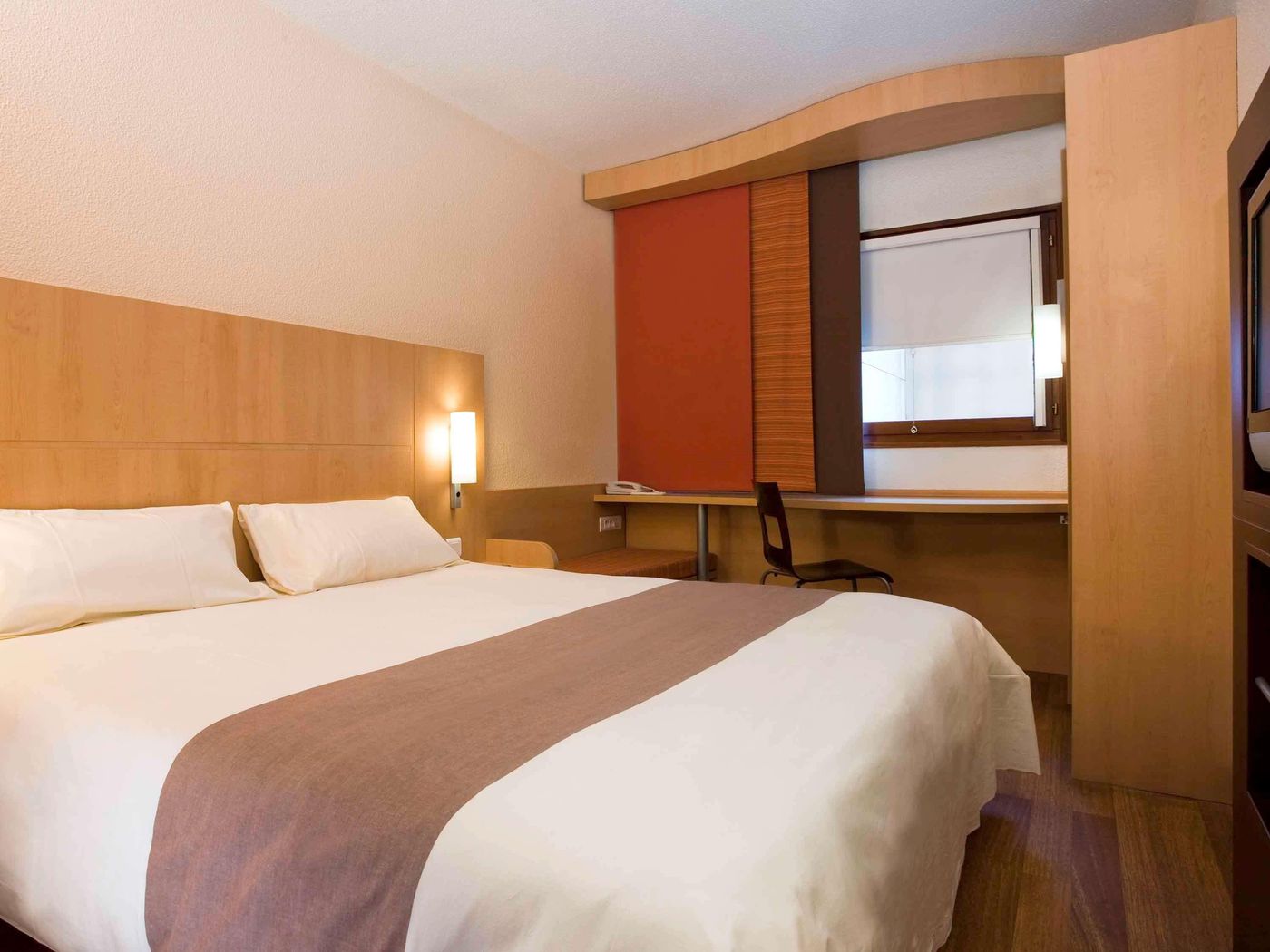 ibis-Istanbul-Zeytinburnu-Room-29