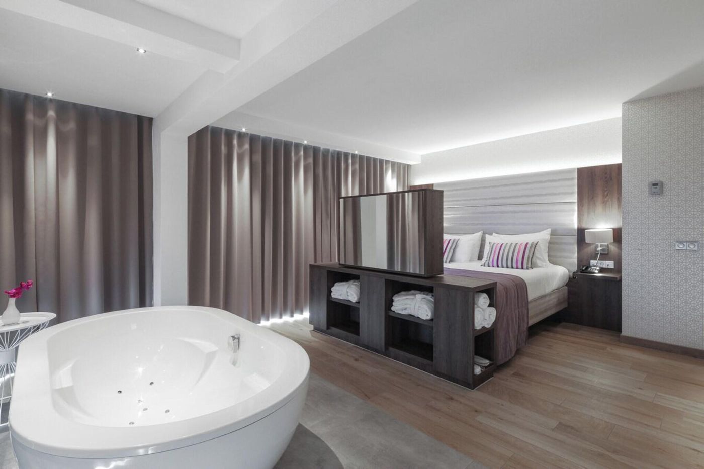 Hotel-Van-der-Valk-Haarlem-Room-42