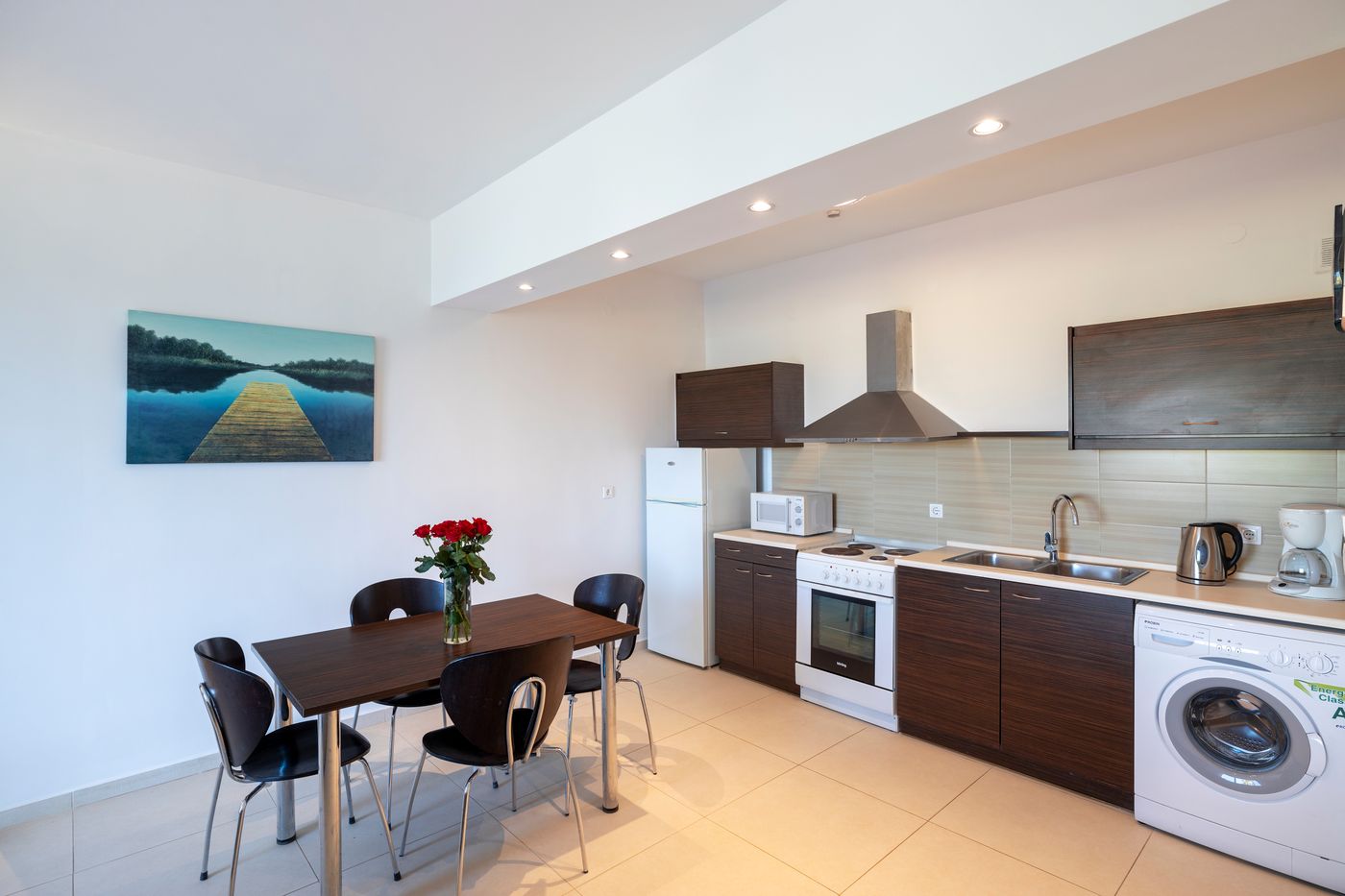 La-Stella-Apartments-and-Suites-Room-24