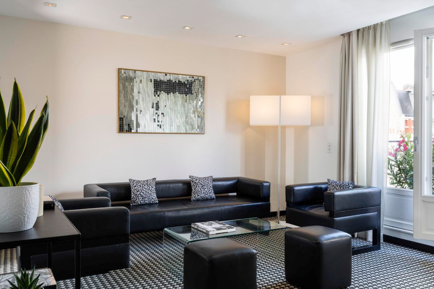 Felicien-Room-20
