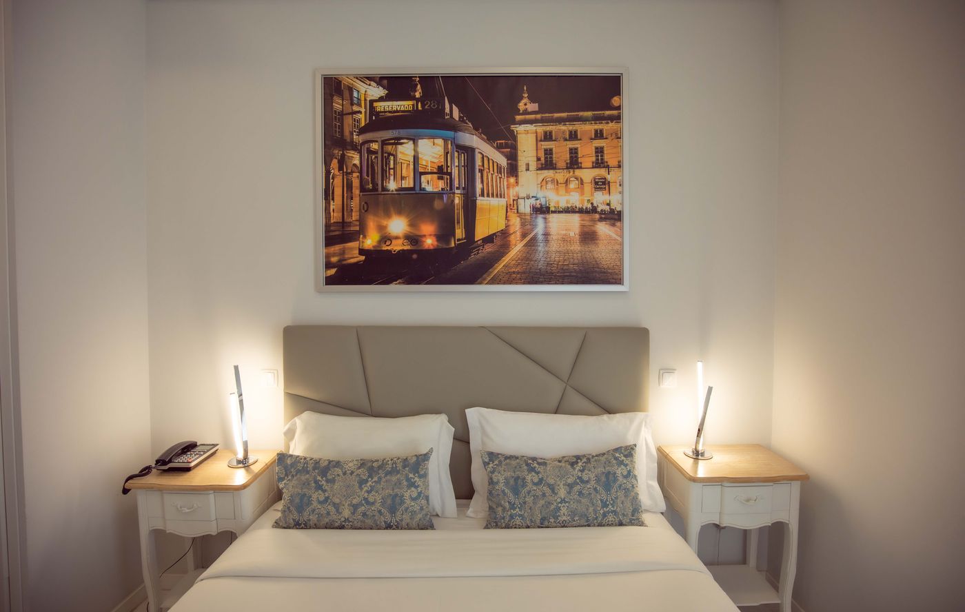 Residencial-Alcobia-Room-18