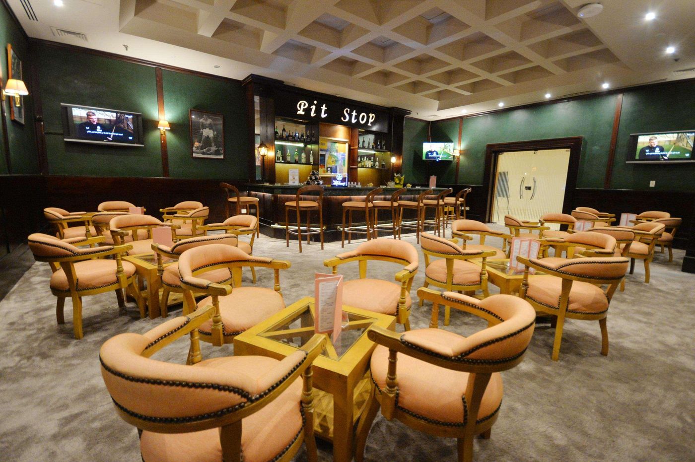 Aurora-Oriental-Resort-Bar-31