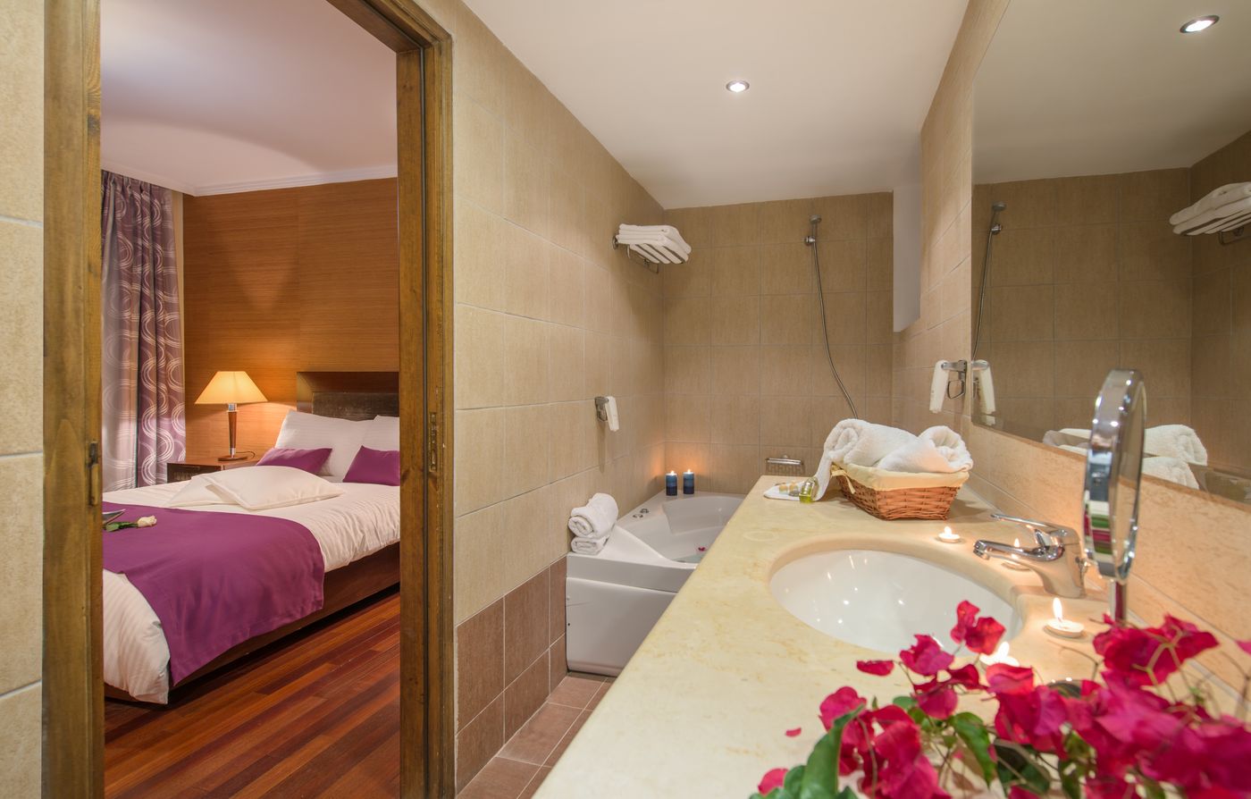 St--John-Villas-Room-39