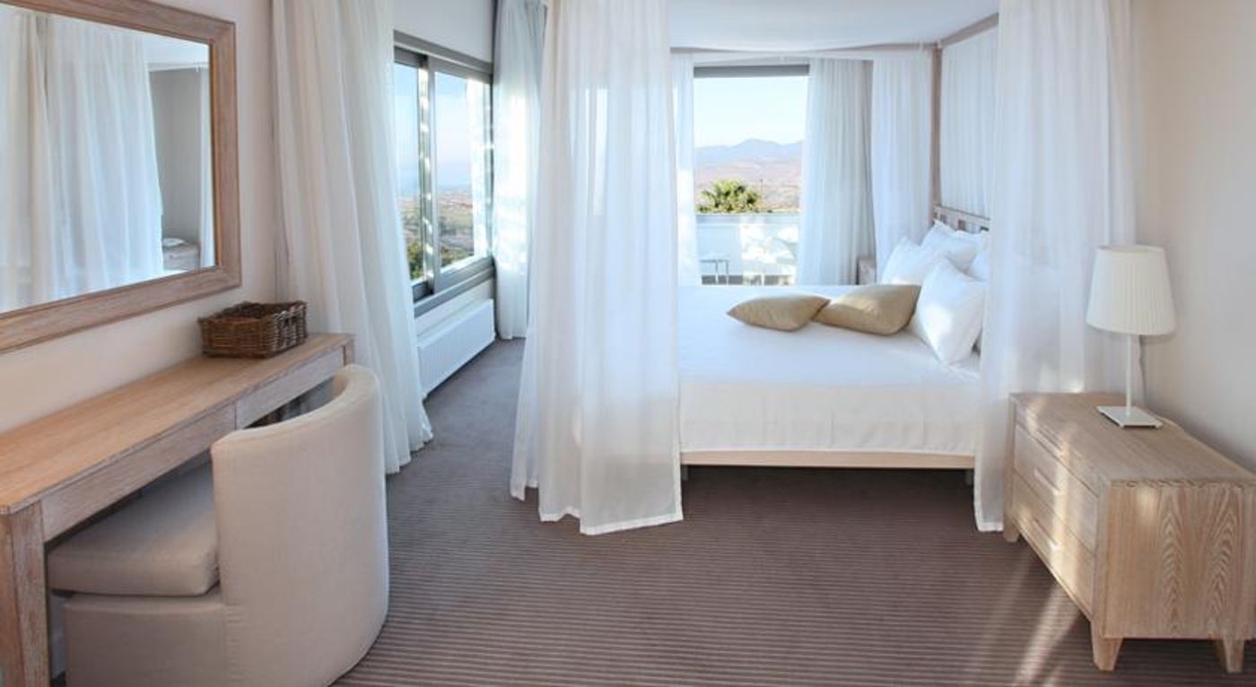 Droushia Heights Hotel