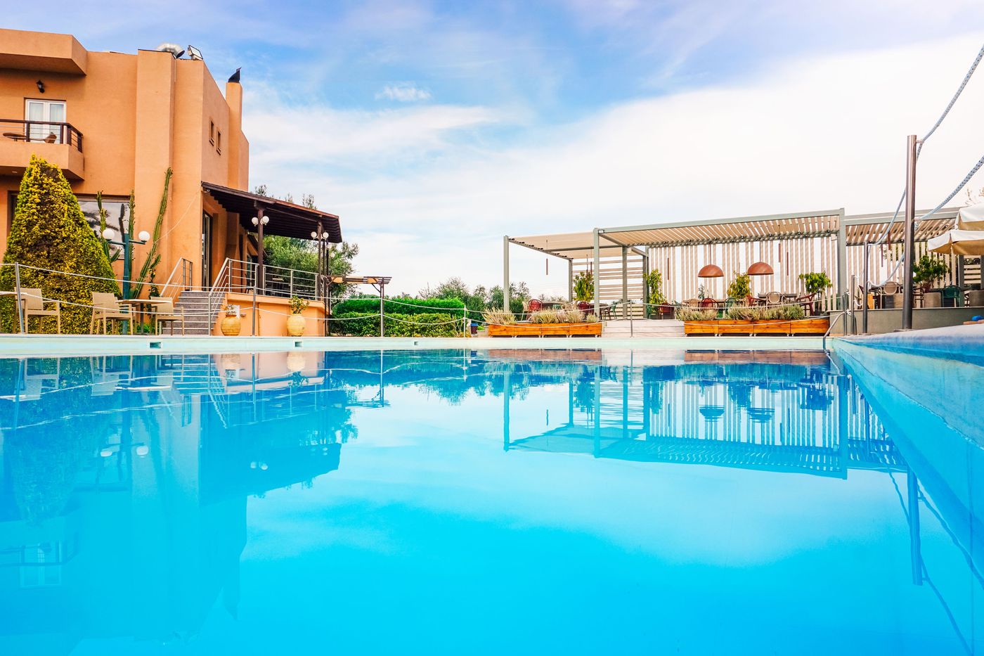 Apollo-Resort-Art-Pool-5