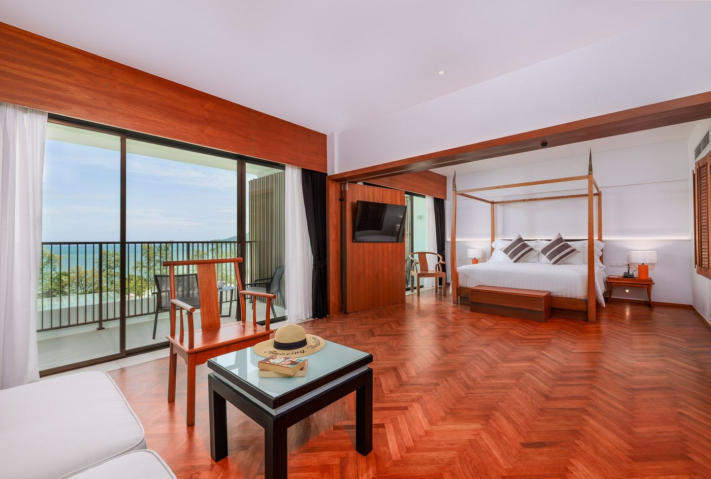 Patong-Beach-Room-21