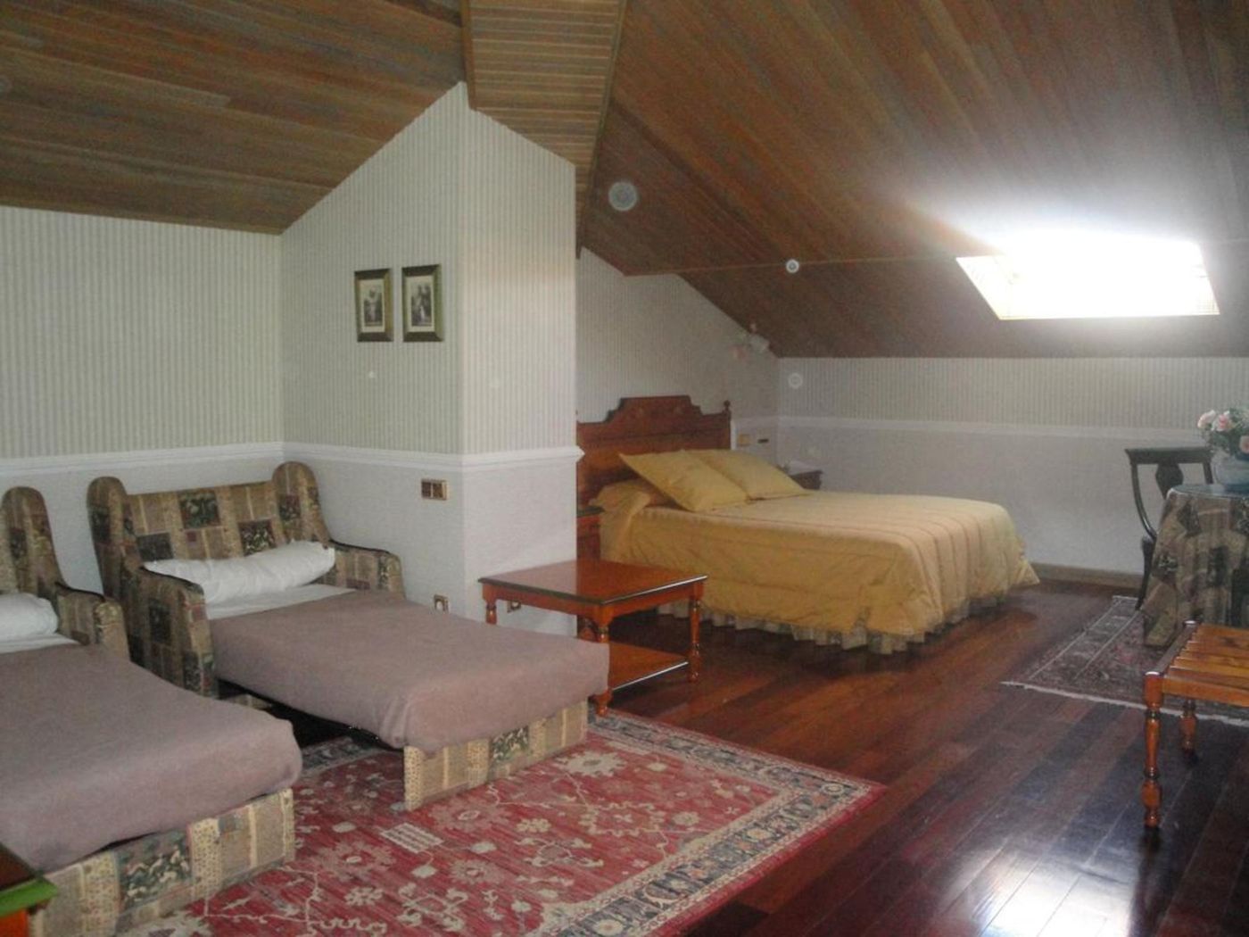 Camino de Santiago-Spain-CASTRILLO DEL VAL-Room-8