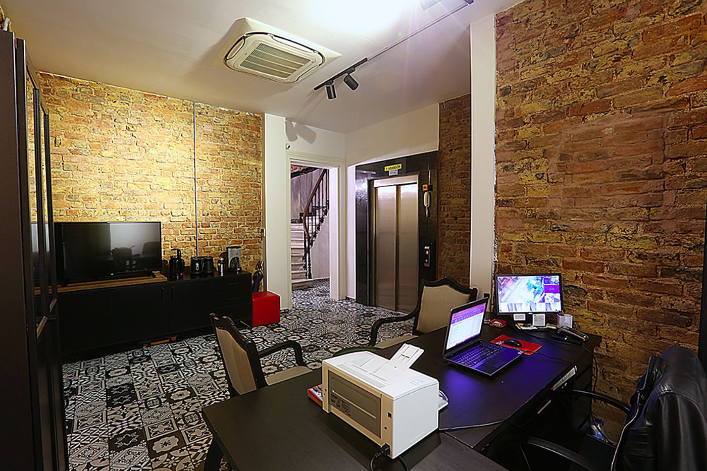 Kamilbey Suites-Turkey-Beyoglu-Room-9