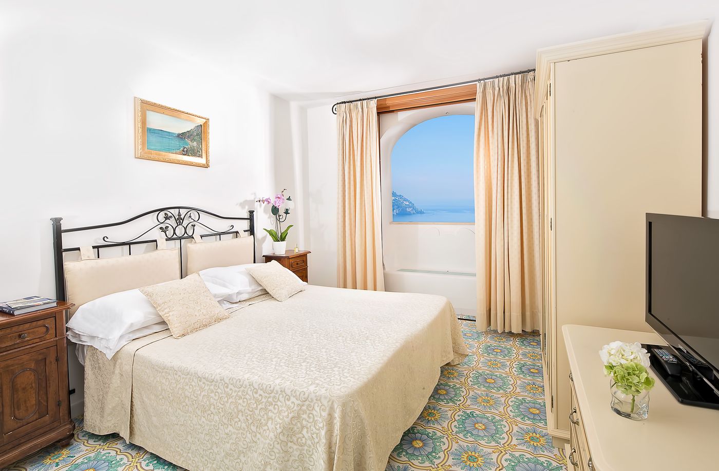 Hotel-Conca-D-Oro-Room-16