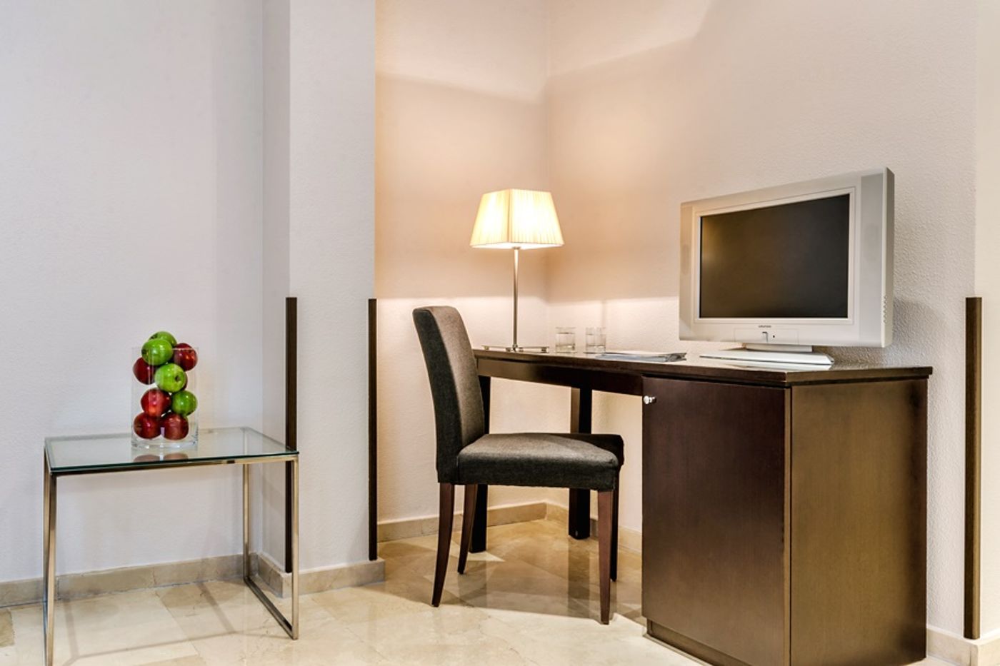 Exe-Suites-33-Room-7