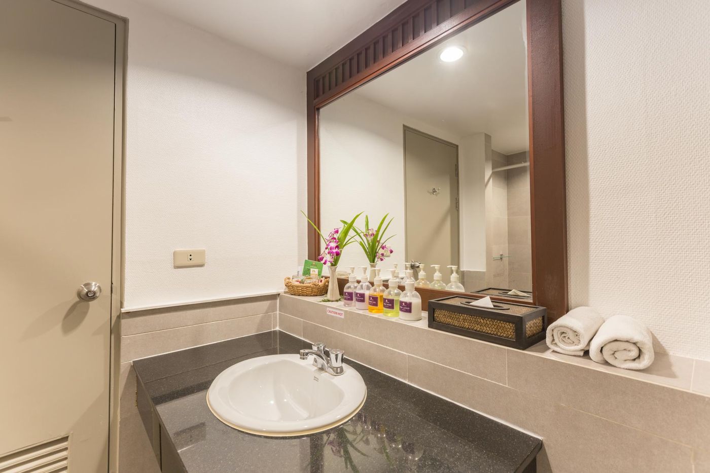 Phuket-Orchid-Resort-and-Spa-Room-14