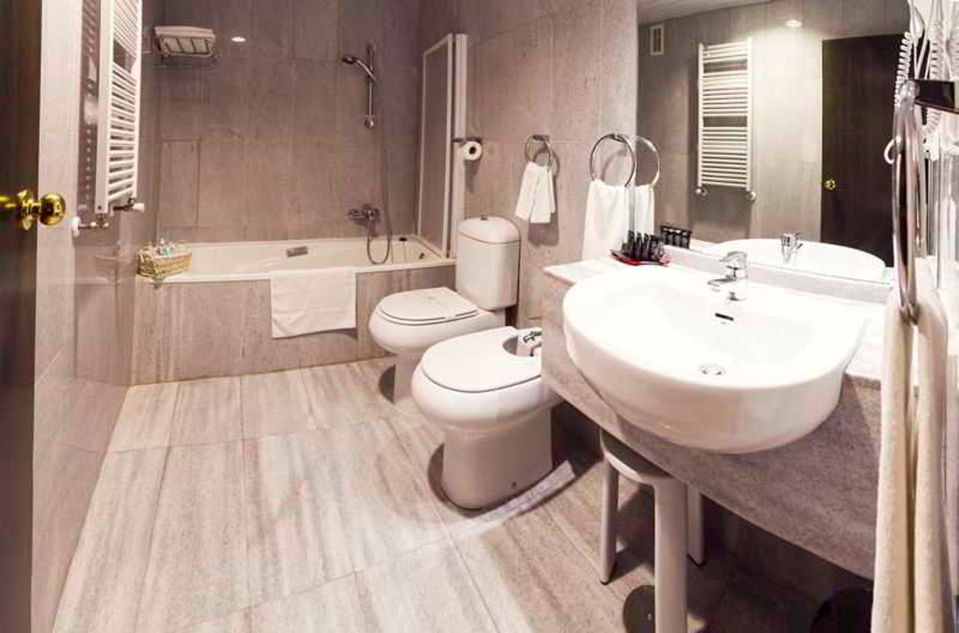 Villa-de-Biar-Room-17