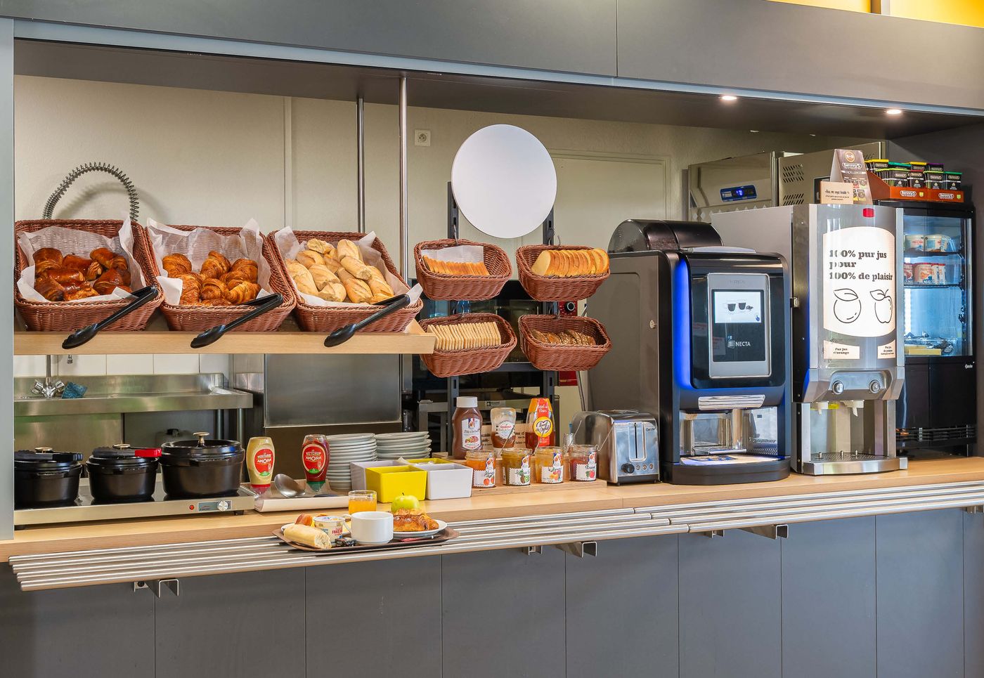 B&B HOTEL Lyon Centre Monplaisir - France - LYON				 - Restaurant - 4