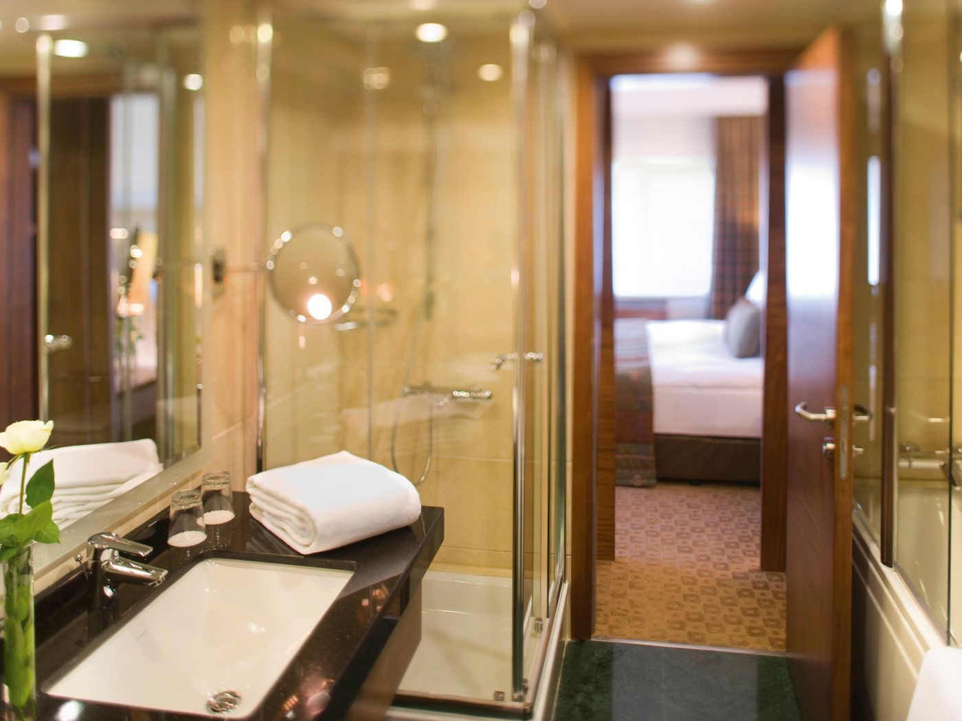 M----venpick-Hotel-Izmir-Room-24