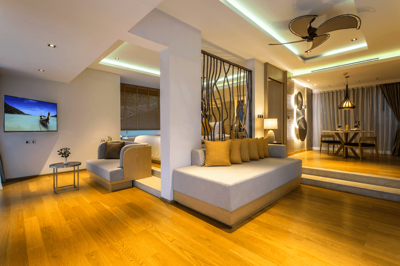 Crest Resort And Pool Villas Phuket