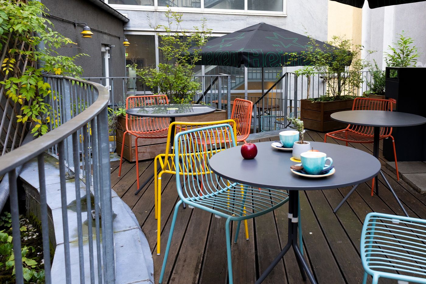 A-O-Koeln-Neumarkt-Terrace-20