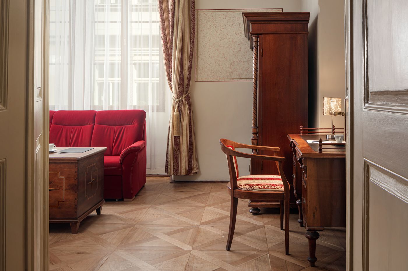 The-Charles-Hotel-Room-4