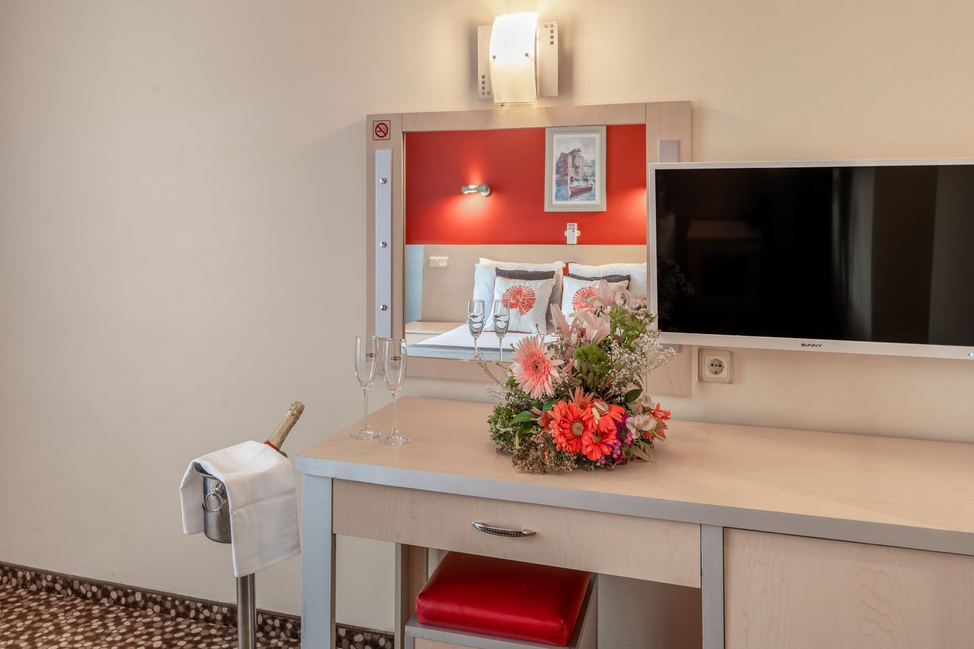 Grand-Vikin-Hotel-Room-34