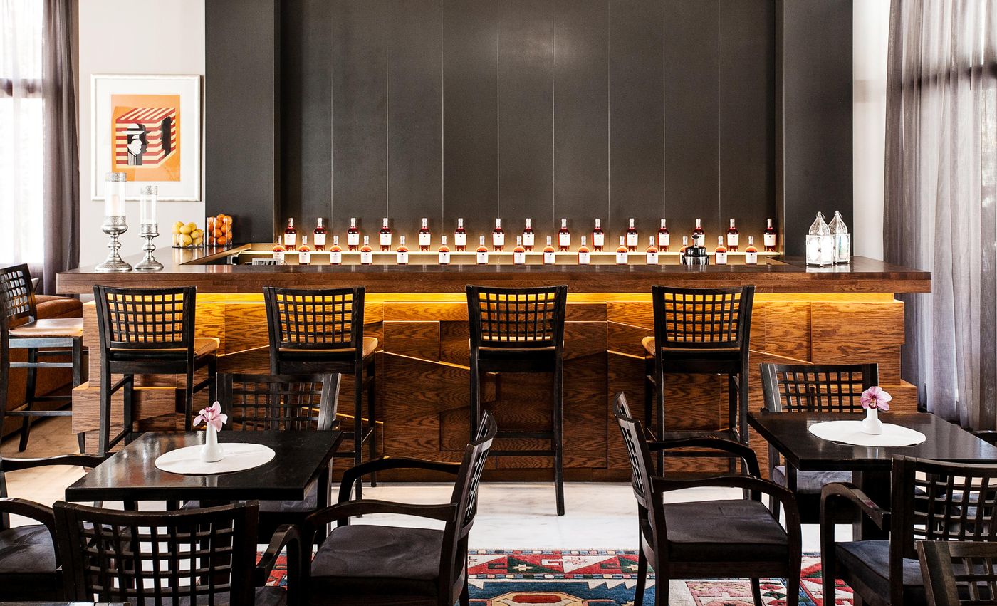 La-Piscine-Art-Hotel---Adult-Only-Lobby-47