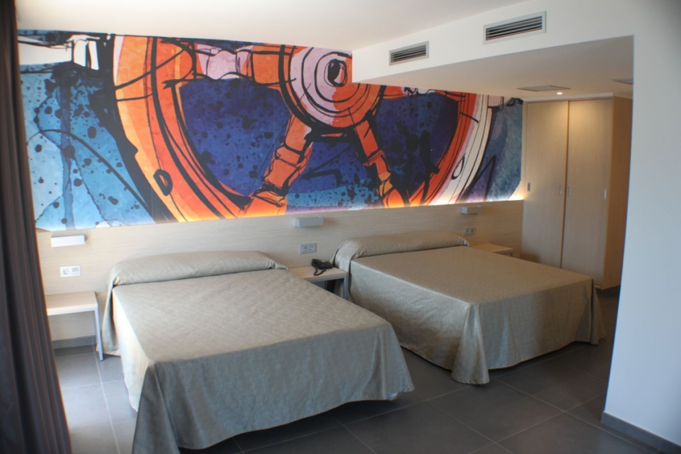 Riviera-Hotel-Room-23