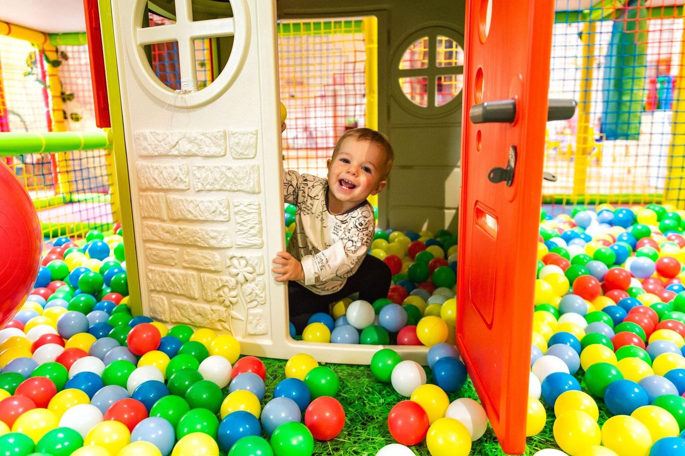 Aqua-Montis-Resort---Spa-Sports-and-Entertainment-72