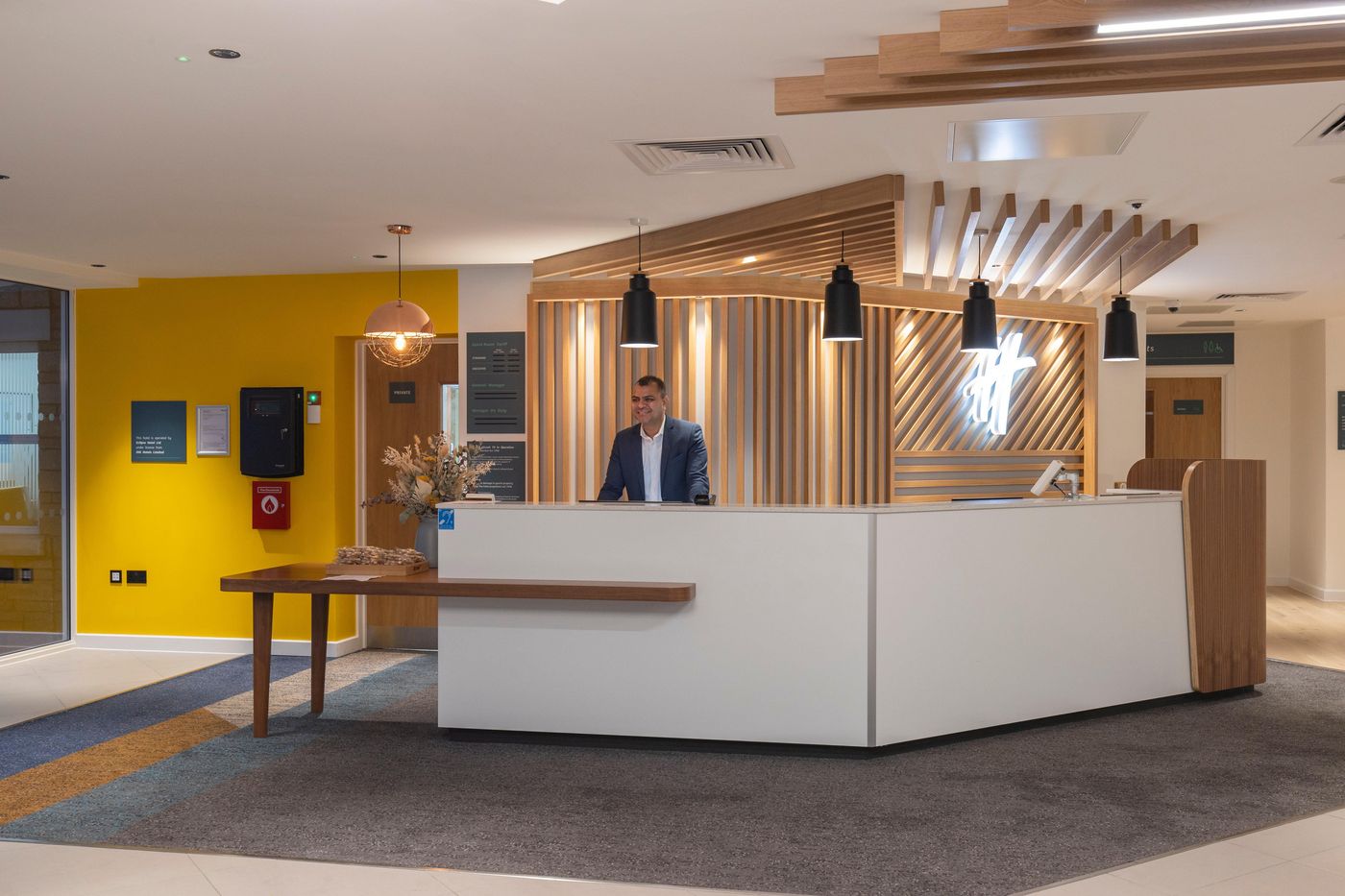 Holiday Inn Bristol Airport-United Kingdom-Bristol-General view-6