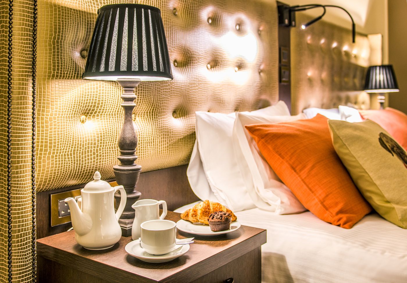 New - Ax - The Victoria Hotel