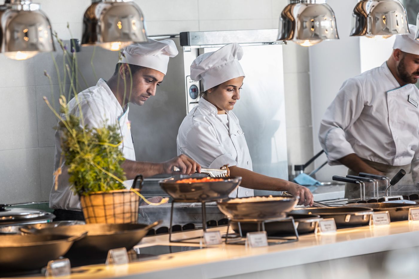 Leonardo-Plaza-Cypria-Maris-Beach-Hotel---Spa---Adults-Only-Restaurant-57